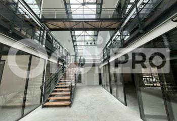 Bureaux à la location avec bonne accessibilité  à Villard-de-Lans - 38250
