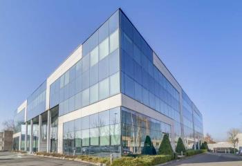 Bureaux à la location immeuble Le Montreal à  à Villebon-sur-Yvette - 91140