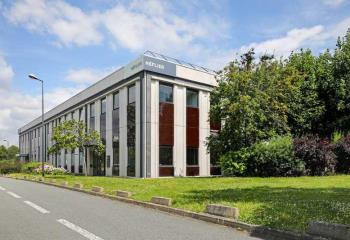 Location bureau Villebon-sur-Yvette (91140) - 1752 m²  à Villebon-sur-Yvette - 91140