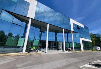 Location bureaux - Proche RER Orsay-Ville et A10  à Villebon-sur-Yvette - 91140