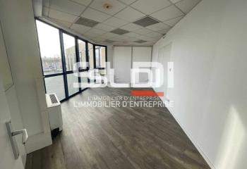 Bureau à louer - plateau indépendant  à Villefranche-sur-Saône - 69400