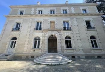Location bureaux - Parc arboré, proche du centre  à Villefranche-sur-Saône - 69400