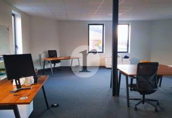 Location de bureaux dans un bâtiment neuf à  à Villeneuve-d'Ascq - 59491
