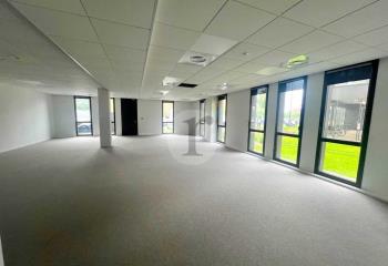 Location bureaux Accès par l'A23, l'A27 et via l'A1