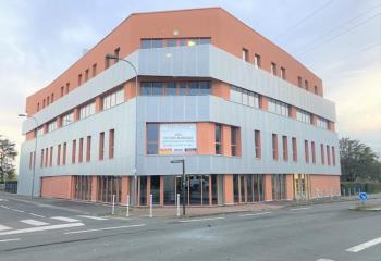 Location bureaux - Proximité autoroutes et transports en commun  à Villeneuve-d'Ascq - 59491