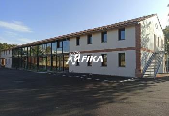 Location bureaux - Proche autoroute A62 et sortie Grenade  à Villeneuve-lès-Bouloc - 31620