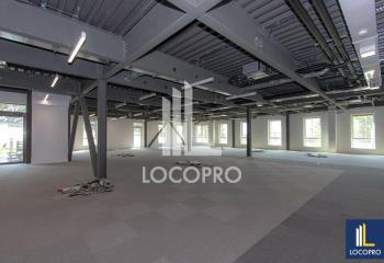 Location bureaux - Proche gare SNCF VAMP et BHNS  à Vitrolles - 13127