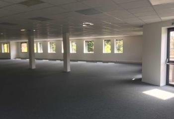 Bureaux à louer à 500 mètres de l'arrêt de tram 