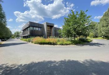 Location bureaux - Proche autoroute A17 et frontière belge  à Wattrelos - 59150