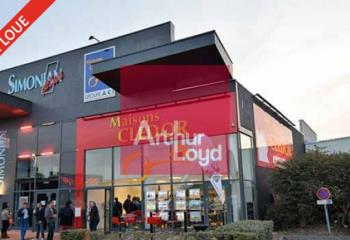 Location local commercial Aubière (63170) - 235 m²  à Aubière - 63170