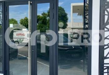 Location local commercial Baillif (97123) - 98 m²  à Baillif - 97123