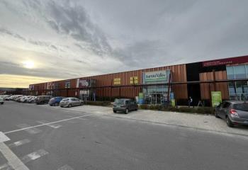 Local commercial à louer - Retail Park  à Baule - 45130