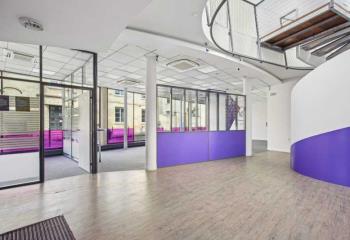 Location local commercial Bordeaux (33000) - 342 m²  à Bordeaux - 33000
