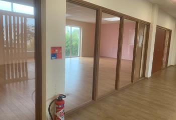 Location local commercial Bourg-en-Bresse (01000) - 93 m²  à Bourg-en-Bresse - 01000