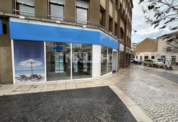 Location local commercial Bourgoin-Jallieu (38300) - 154 m²  à Bourgoin-Jallieu - 38300