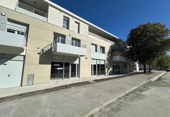Location local commercial Carbon-Blanc (33560) - 60 m²  à Carbon-Blanc - 33560