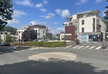 Local commercial à louer - Proche rond-point