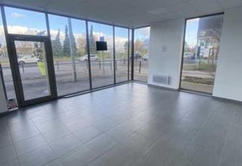 Location local commercial Carrières-sous-Poissy (78955) - 52 m²  à Carrières-sous-Poissy - 78955