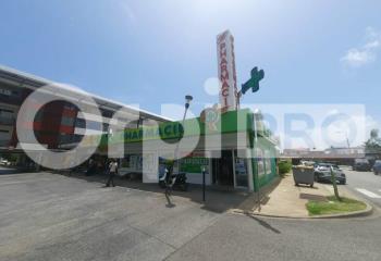 Location local commercial Cayenne (97300) - 120 m²  à Cayenne - 97300
