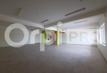 Location local commercial Cayenne (97300) - 180 m²  à Cayenne - 97300