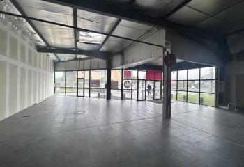 Local commercial à louer - Proche Mâcon Sud  à Chaintré - 71570