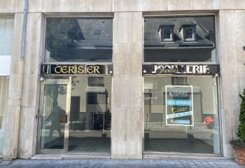 Location local commercial Chartres (28000) - 182 m²  à Chartres - 28000
