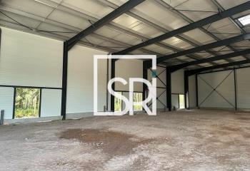 Location local commercial - Proche D2209  à Creuzier-le-Vieux - 03300