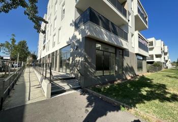 Location local commercial - Proche A47  à Givors - 69700