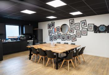 Location local commercial Grentheville (14540) - 470 m²  à Grentheville - 14540