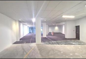 Location local commercial Haravilliers (95640) - 800 m²  à Haravilliers - 95640