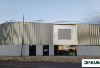Location local commercial Ifs (14123) - 816 m²  à Ifs - 14123