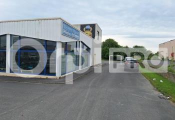 Location local commercial Jaux (60880) - 127 m²  à Jaux - 60880