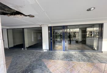 Location local commercial La Celle-Saint-Cloud (78170) - 375 m²  à La Celle-Saint-Cloud - 78170