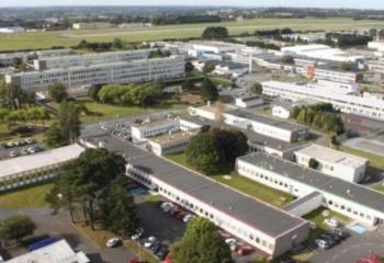 Location local commercial Lannion (22300) - 1000 m²  à Lannion - 22300