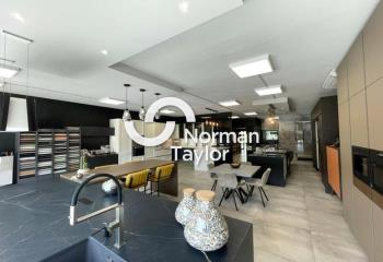 Location local commercial Lattes (34970) - 137 m²