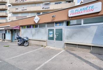 Location local commercial Le Kremlin-Bicêtre (94270) - 433 m²  au Kremlin-Bicêtre - 94270