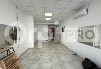 Location local commercial Le Moule (97160) - 32 m²  au Moule - 97160