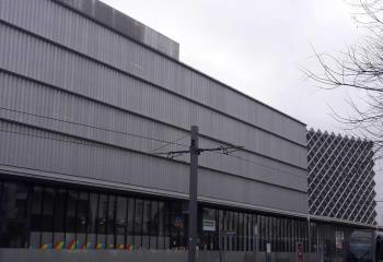 Location local commercial Lormont (33310) - 299 m²  à Lormont - 33310