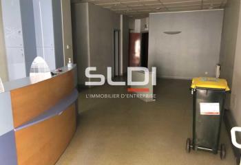 Location local commercial - Plateau de la Croix-Rousse  à Lyon 4 - 69004
