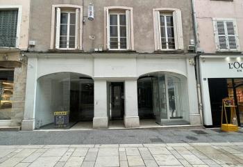 Local commercial à louer - Rue de la Barre  à Mâcon - 71000