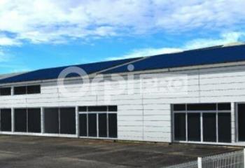 Location local commercial Malemort-sur-Corrèze (19360) - 800 m²  à Malemort-sur-Corrèze - 19360