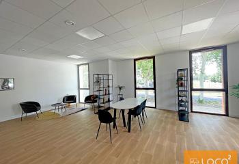 Local commercial à louer - Zone Porte des Pyrénées  à Muret - 31600