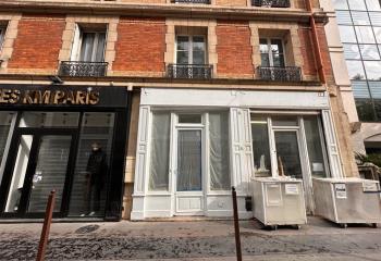 Local commercial à louer - Avenue Charles de Gaulle  à Neuilly-sur-Seine - 92200