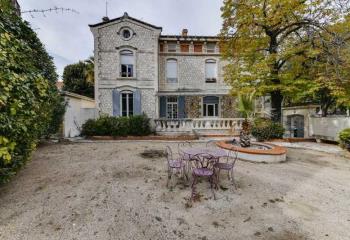 Location local commercial Nîmes (30000) - 124 m²  à Nîmes - 30000
