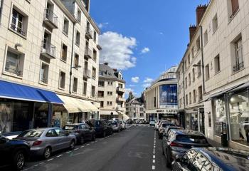 Local commercial à louer - Quartier Halles Châtelet  à Orléans - 45000