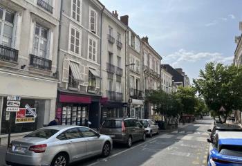 Location bureaux hyper-centre - Transports en commun  à Orléans - 45000