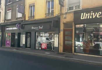 Location local commercial Oullins (69600) - 102 m²