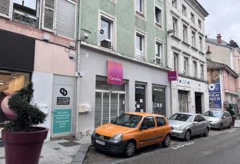 Local commercial à louer centre-ville  à Oyonnax - 01100