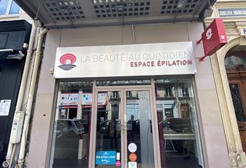 Location local commercial Paris 1 (75001) - 120 m²  à Paris 1 - 75001