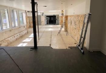 Location local commercial Paris 11 (75011) - 219 m²  à Paris 11 - 75011